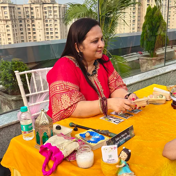 Best tarot card reader in India